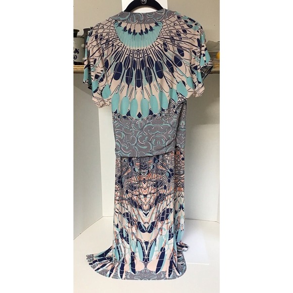 NWT BCBG MAX AZRIA Paisley Blue Printed Wrap Dress, Size Medium - Picture 4 of 14